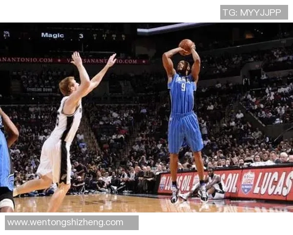 拉沙德刘易斯与数据的较量谁能胜出揭示篮球背后的秘密与未来趋势