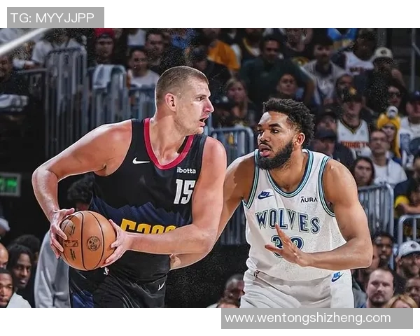 黄蜂与森林狼激战正酣双方球员全力以赴争夺胜利