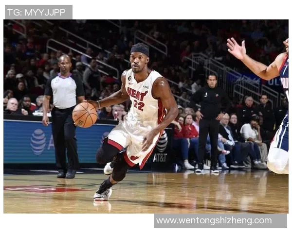 火箭季前赛精彩对决热火全场录像回放与精彩瞬间分析 火箭季前赛精彩对决热火全场录像回放与精彩瞬间分析